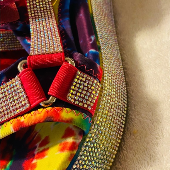 Brand New Super Stylish BLING Platform Sandals By AZALEA WANG / AKIRA - box 74 - Picture 5 of 7